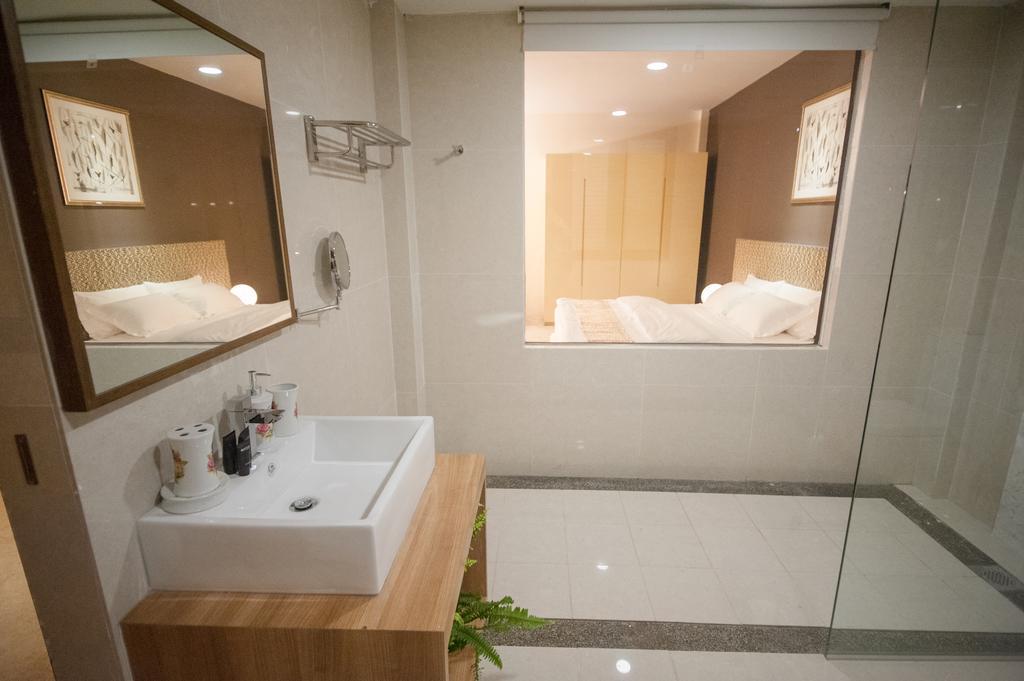 Raintr33 Hotel Сингапур Екстериор снимка