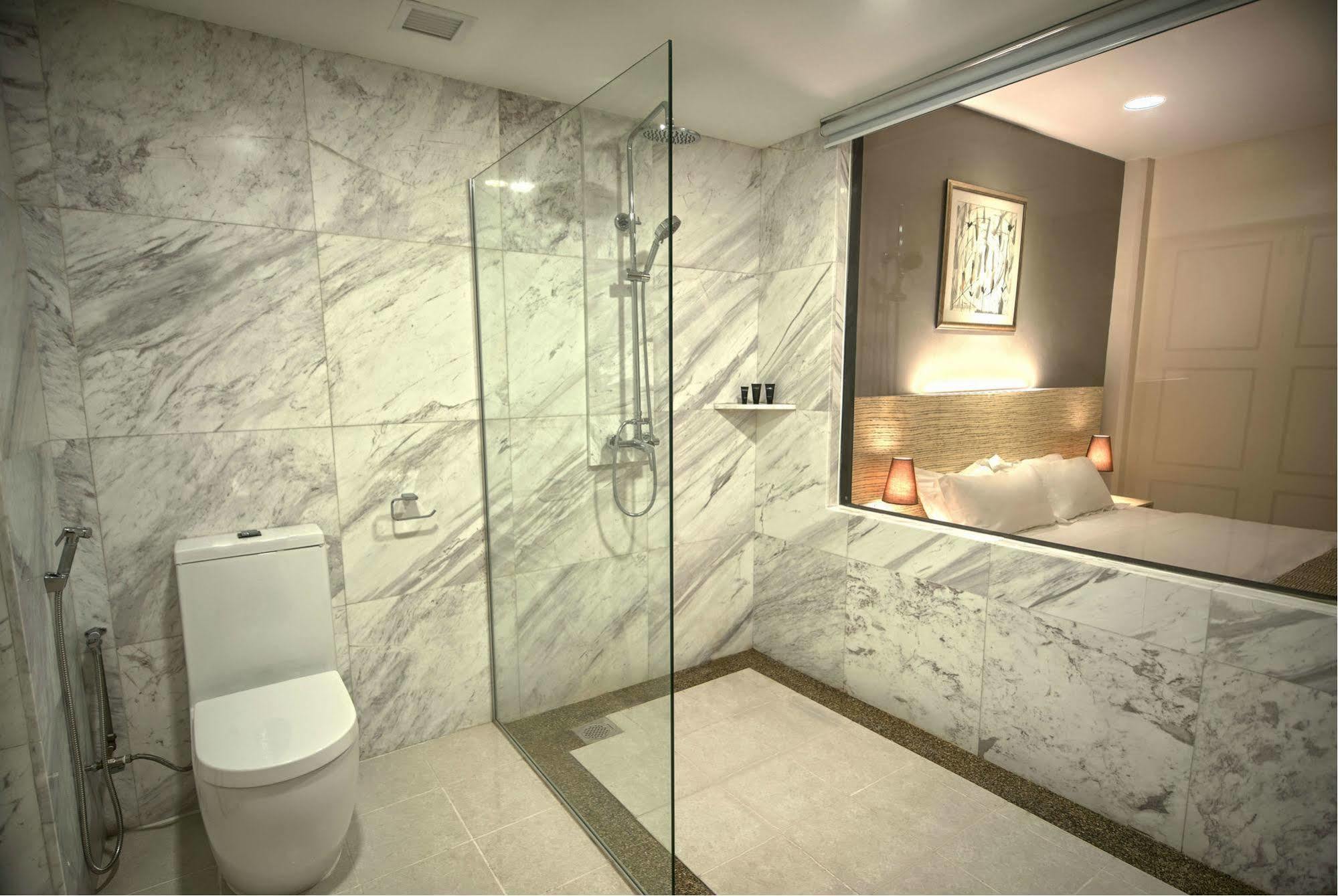 Raintr33 Hotel Сингапур Екстериор снимка