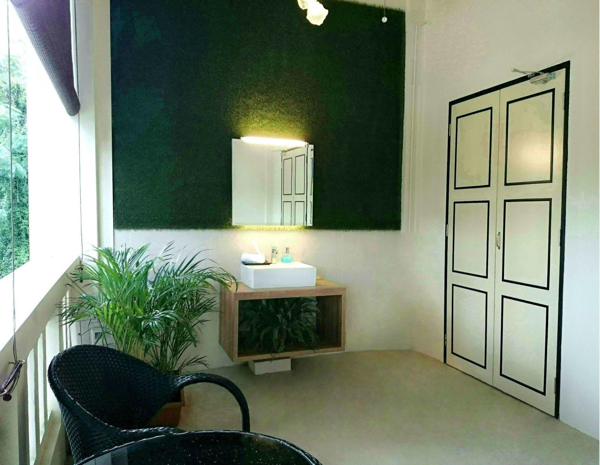 Raintr33 Hotel Сингапур Екстериор снимка